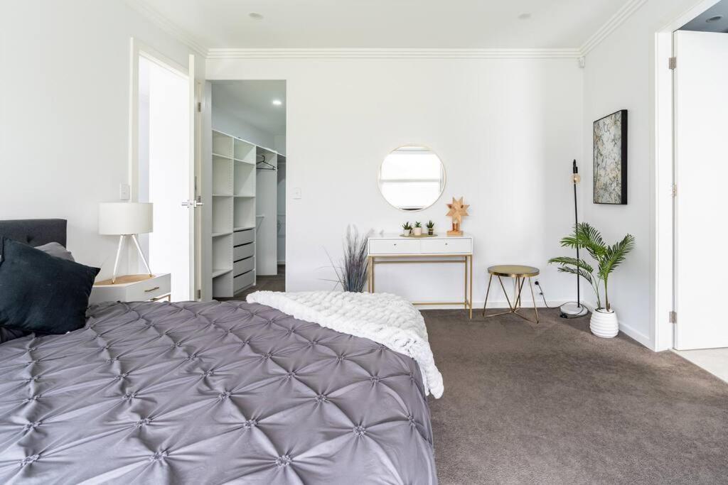 Neat 4 Bedroom In Catherine Fields Narellan 외부 사진